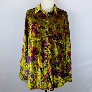 Pilcro Anthropologie Velvet Floral Print Relaxed Button Down Yellow Green M NWT